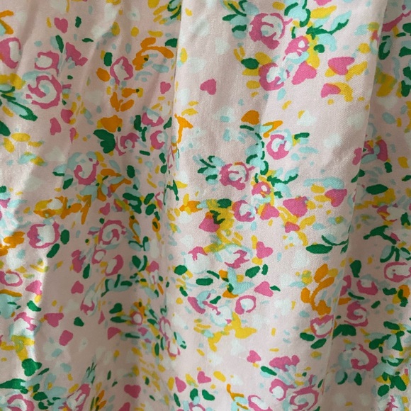 Crown & Ivy Floral Multicolor Women's Top - Picture 5 of 7